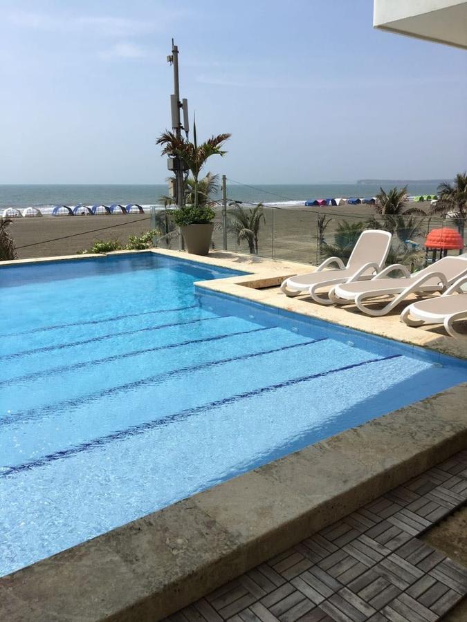 Condominio De Playa Sunshine * Cartagena